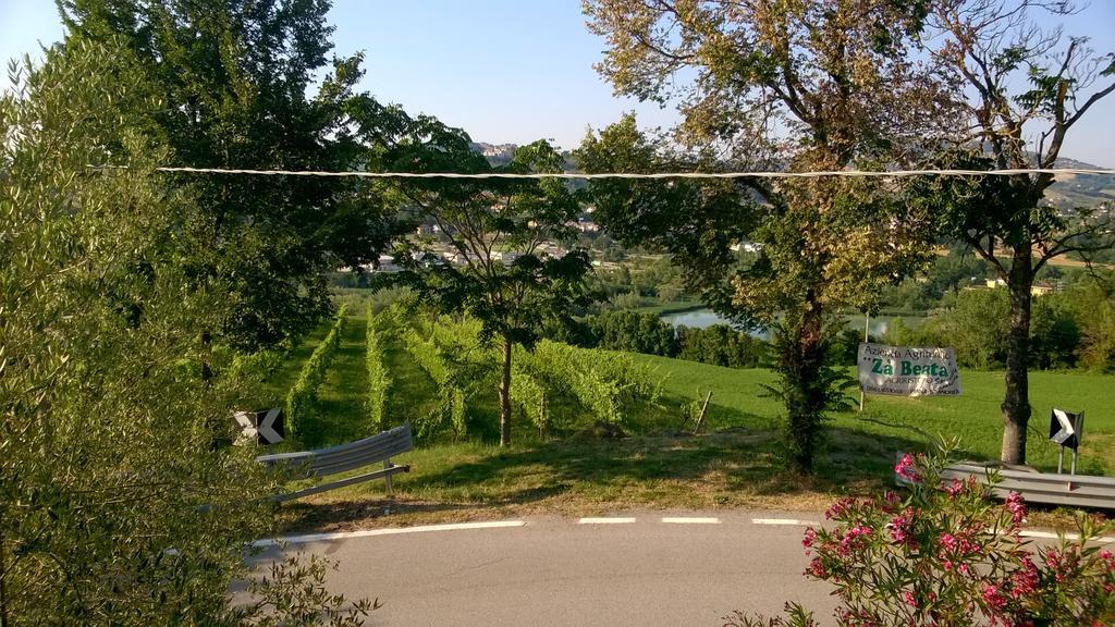 Bed and Breakfast Agriturismo Za Beata Penna Sant'Andrea Exterior foto