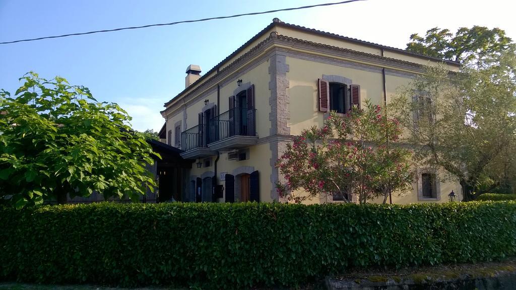 Bed and Breakfast Agriturismo Za Beata Penna Sant'Andrea Exterior foto